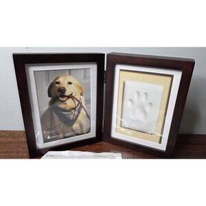 Pearhead Pet Paw Print Photo Frame with Clay Imprint Kit for Cats and Dogs